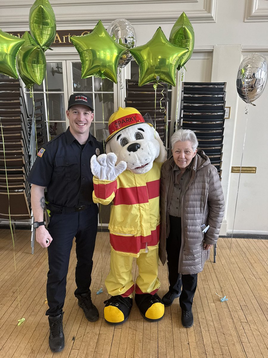Waltham Fire Dept. tweet media