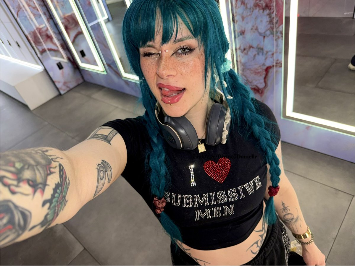 ✨DADDY DIVINE DANIELLE🪽Belfast🍀 & Dublin🇮🇪 tweet media