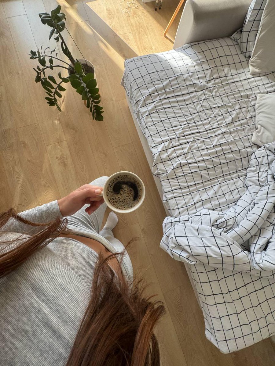 borik220486's tweet photo. Coffee again ☕✨ I guess I can’t get enough of it. How many cups is too many for you?
#coffeeagain #coffeelover #dailyritual #cozymood #morningvibes https://t.co/3xtXAk8fLu