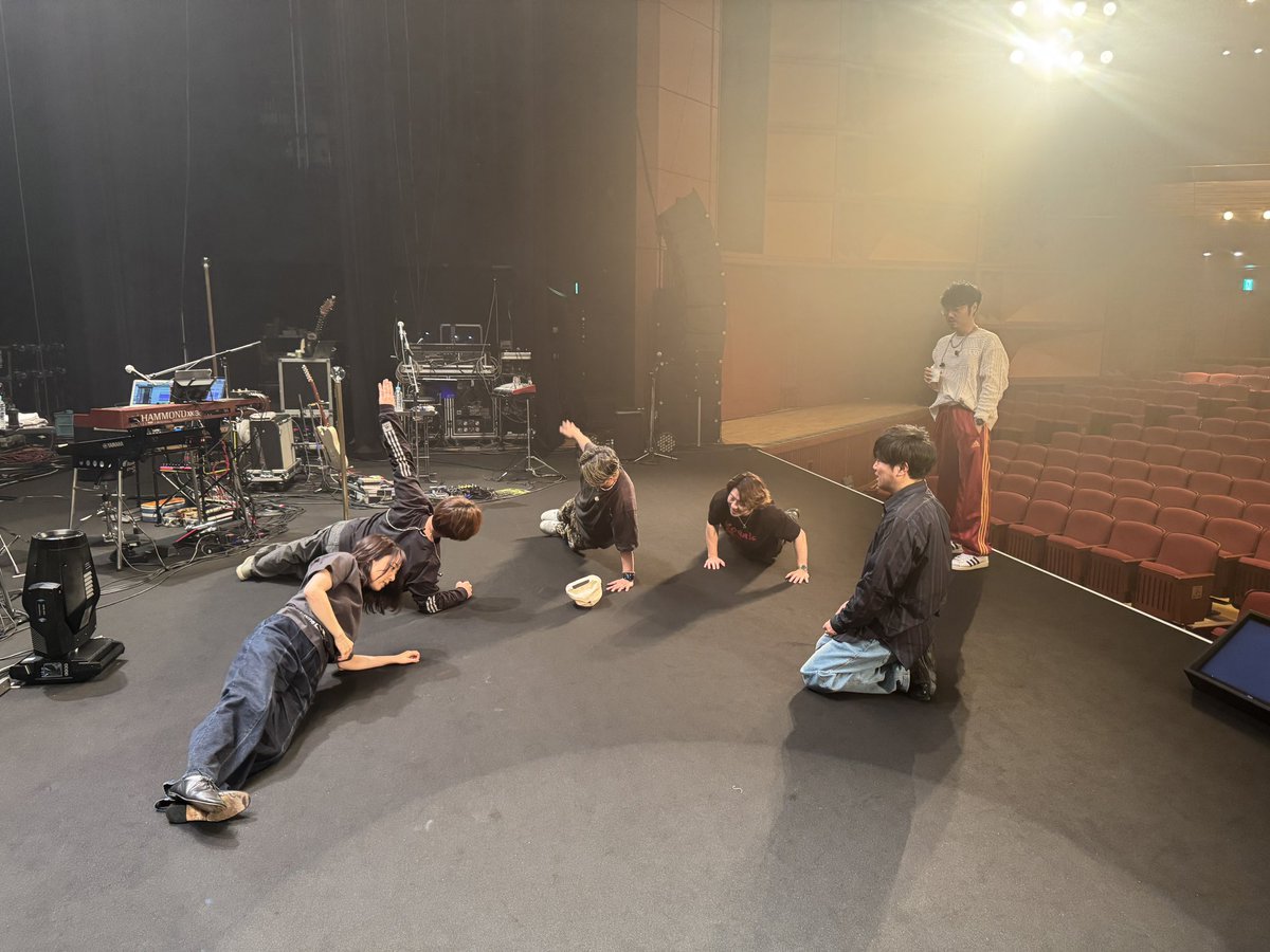 yugo_maeda's tweet photo. 上白石萌音 
yattokosa 26
-texte-
神戸2days

しっかり筋肉痛 https://t.co/lniSK4ITys