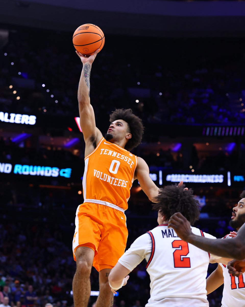 Tennessee Basketball tweet media