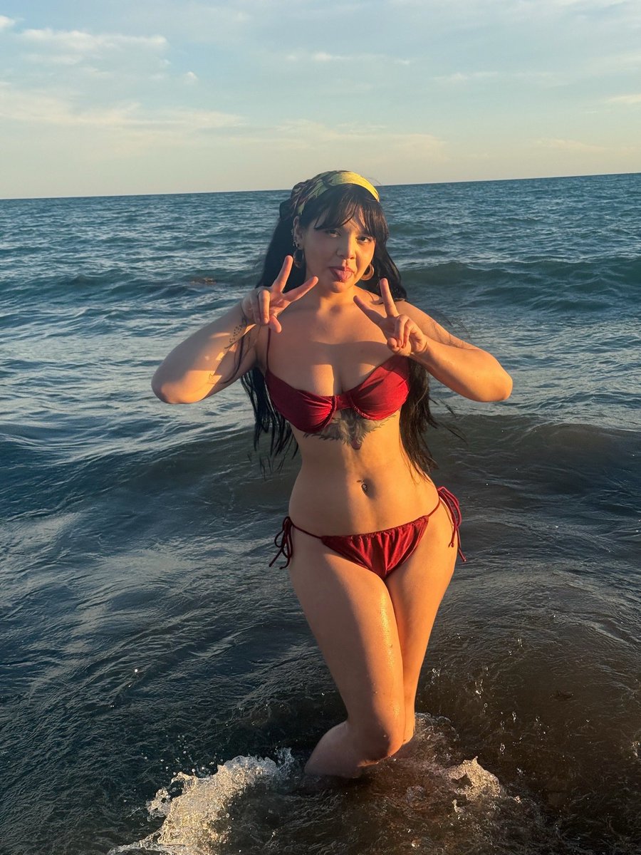 maneki ₊˚⊹♡ tweet media