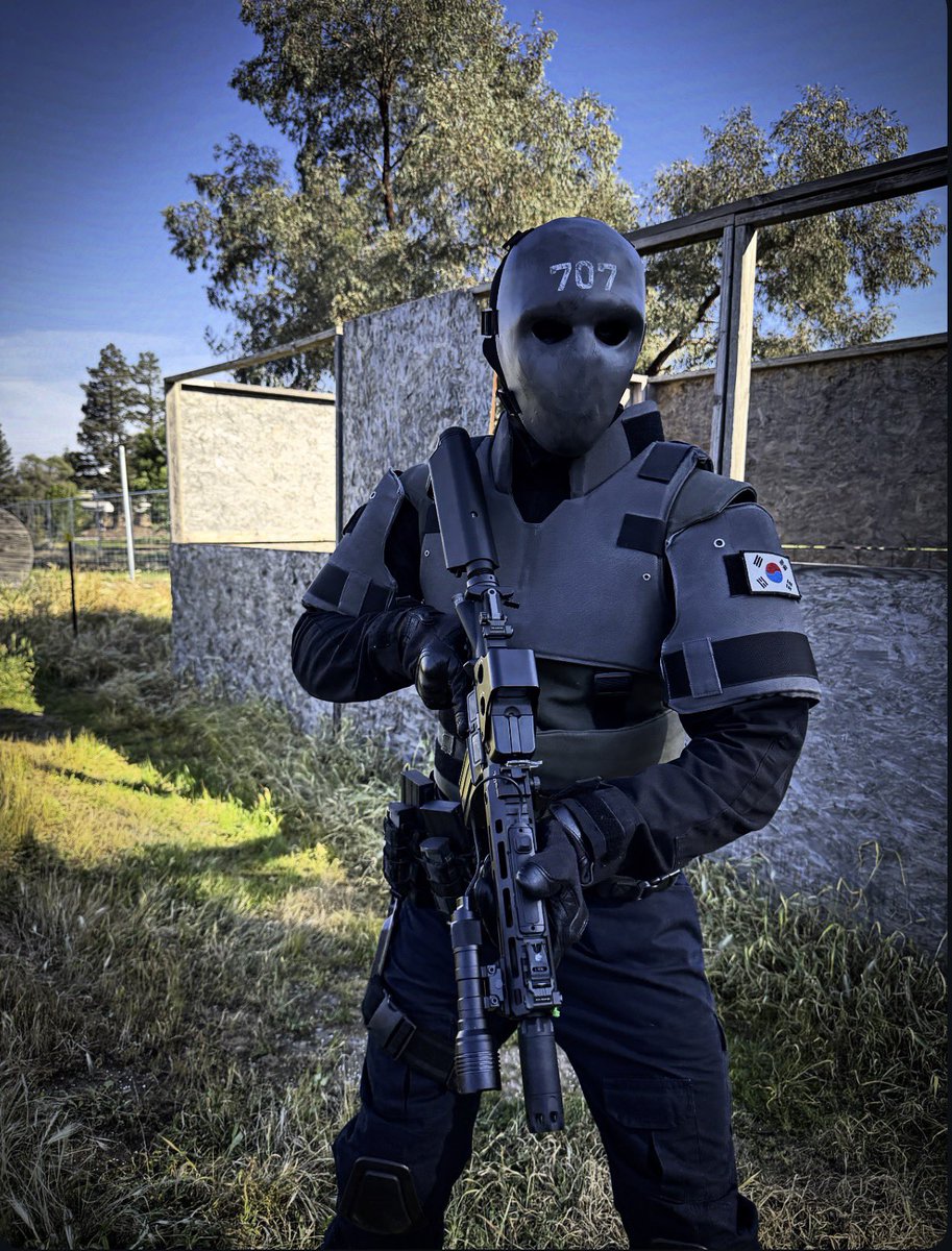 Callsign_Trespasser tweet media