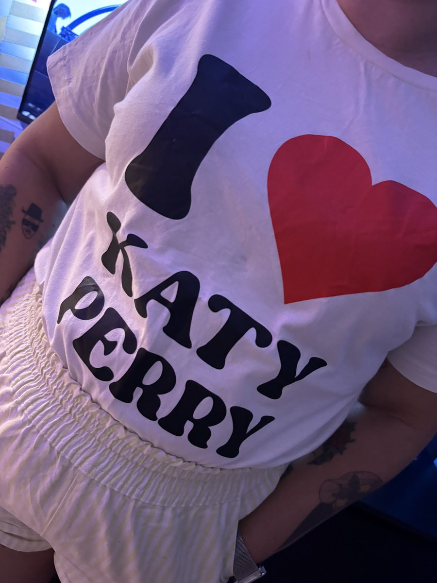 Menina Mulher da Pele Preta tweet media