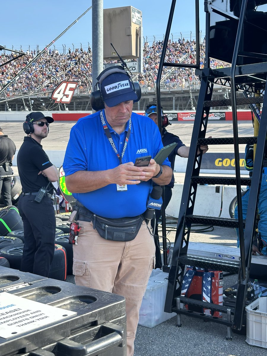 Race Fan Dan (St.Pierre) tweet media