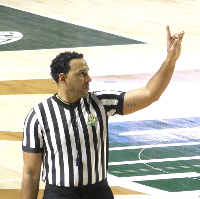 LiveOddsMJ's tweet photo. I’ve never met anyone who works harder. Eleven years in, he’s become one of the best officials around. The work never stopped—film, summer games, always refining his craft.
Proud of you, my friend. Another epic season.
@josedavis5 #OHSAA #OVAC https://t.co/viQUyMwgDM