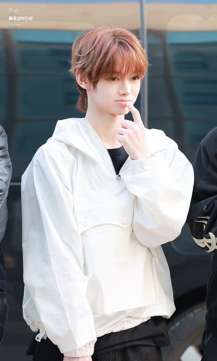 振在JIN行时 tweet media