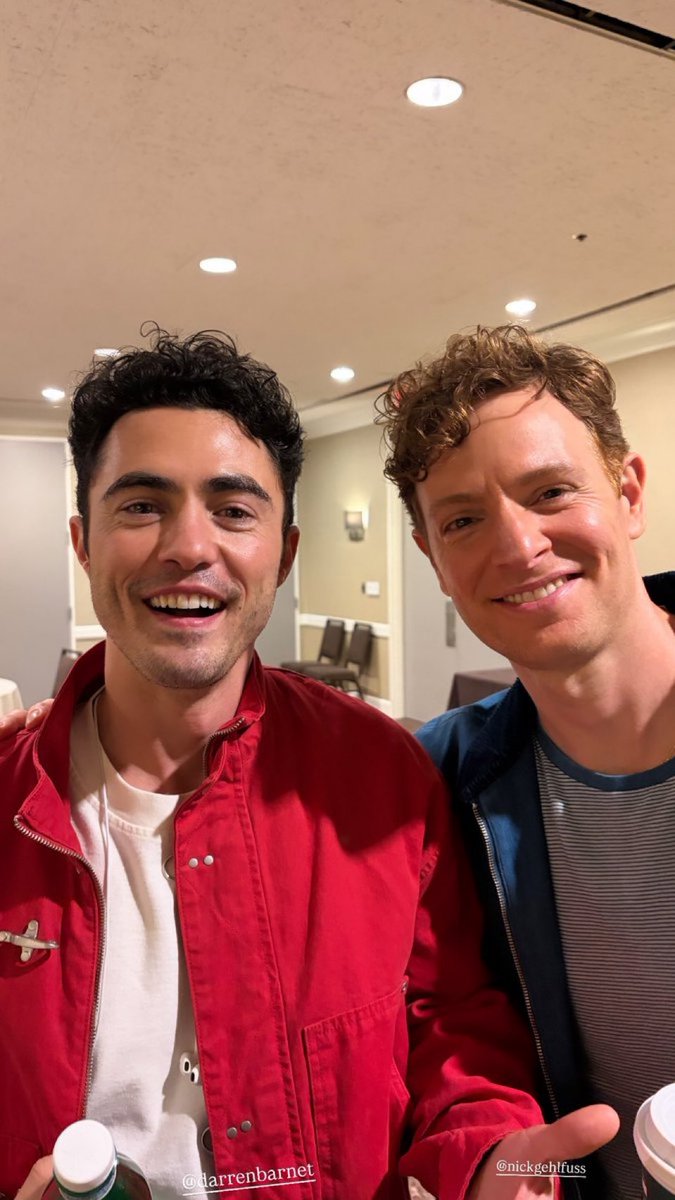 hallieᵗᵛ tweet media