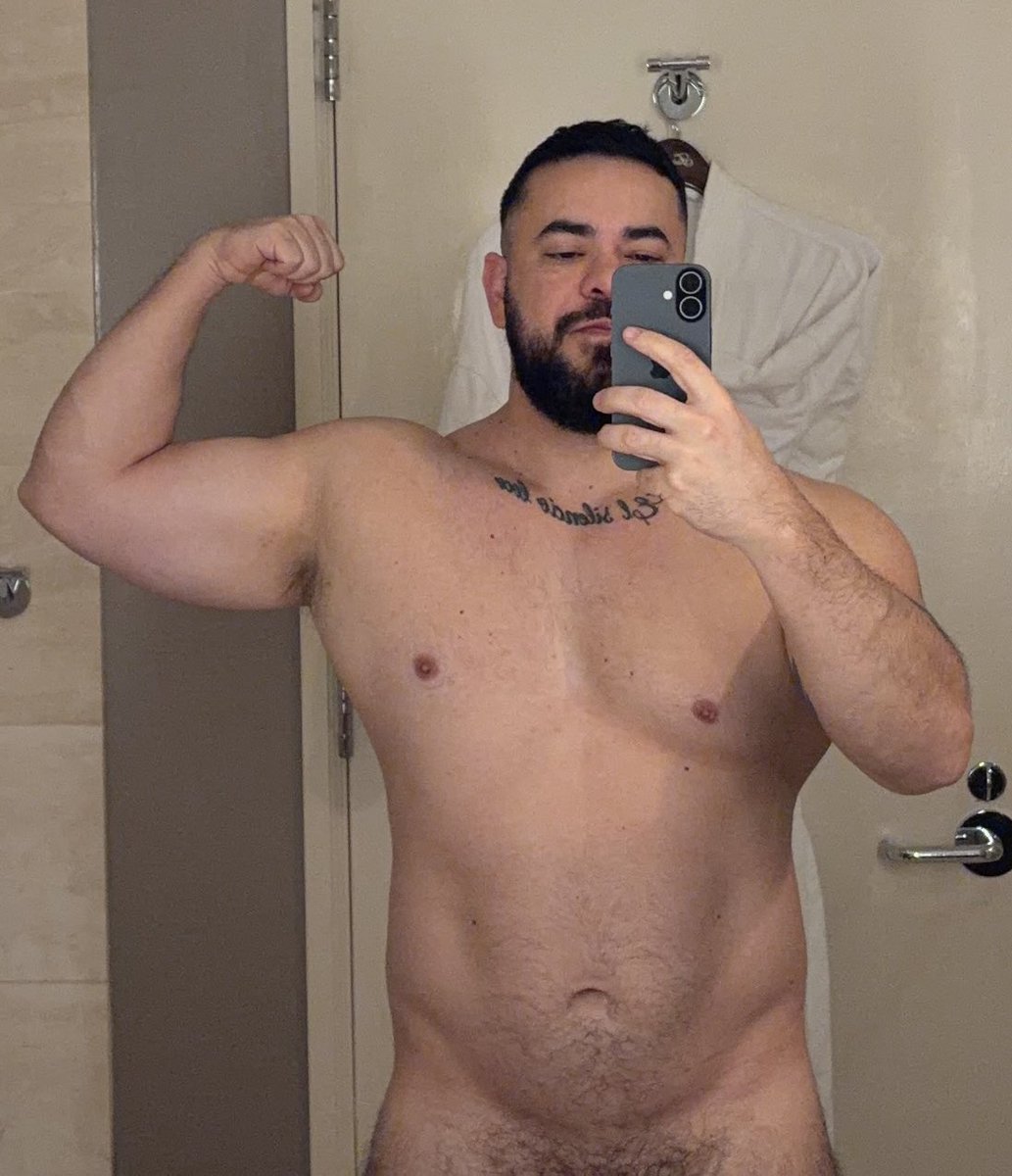 SlaveTor tweet media