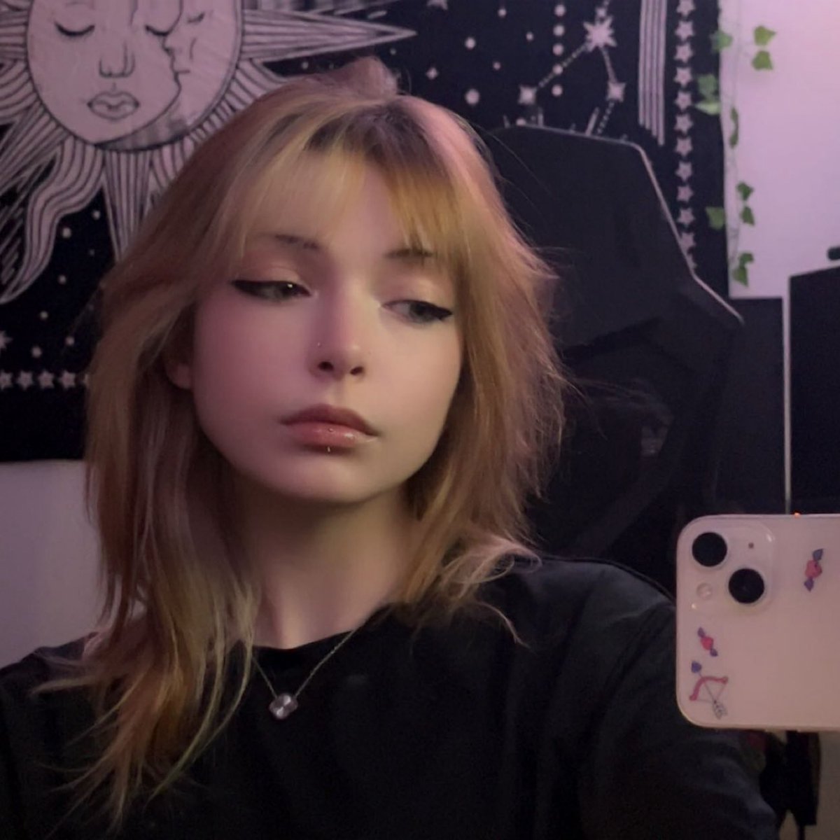 ket ᥫ᭡ tweet media