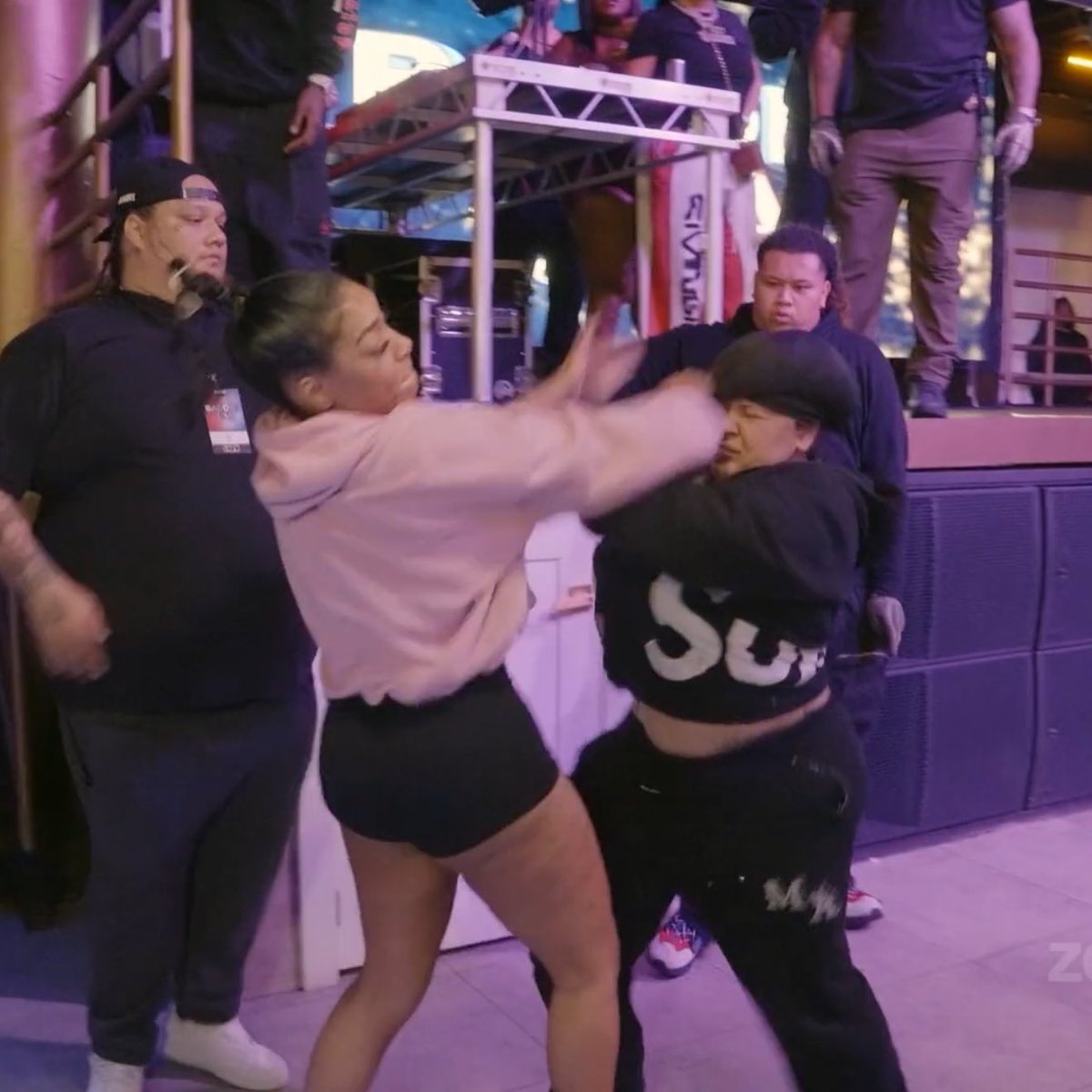 KuntyCotton🦄 tweet media