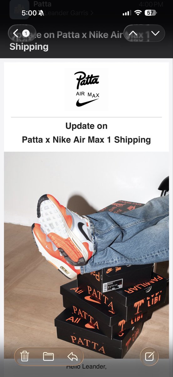 Thinks_Freely's tweet photo. @SellKicksSunday $350 Shipped size 11.5 https://t.co/htEbGj1Fq0