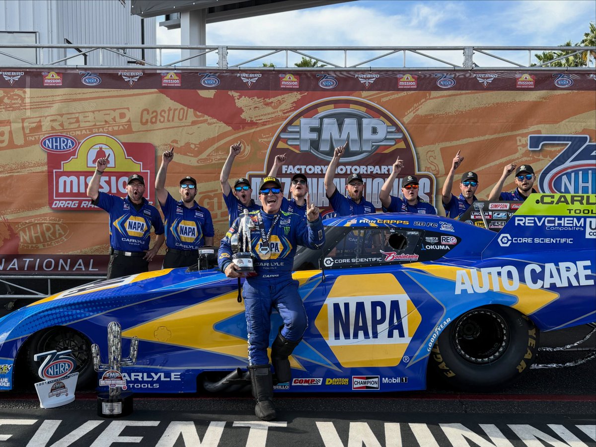 TMSTitanium's tweet photo. .#TeamTMS goes βοΈ at the #ArizonaNats! π
Help us congratulate @RonCapps28 and the entire @TeamRonCapps for the Funny Car win. #TitaniumForWinning ππ₯ https://t.co/LGx7qOd96k