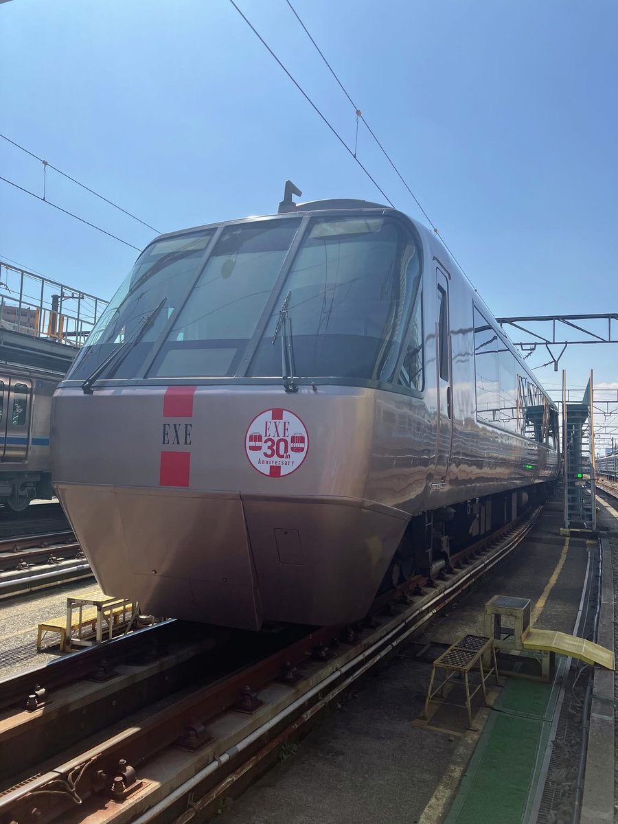 小田急グッズショップTRAINS tweet media