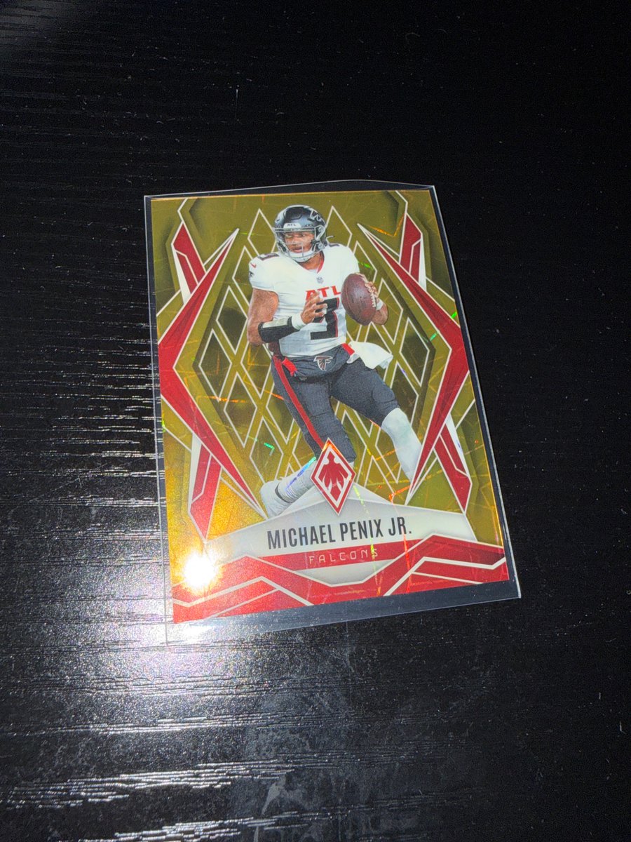 JAlshowts's tweet photo. Lowest numbered card I’ve ever pulled! Out of a single blaster box too @CardPurchaser https://t.co/xertHFNItk