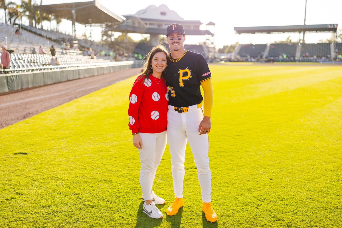 Kim Griffin tweet media