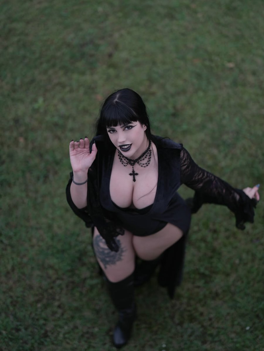 𝐒𝐎𝐋™ tweet media