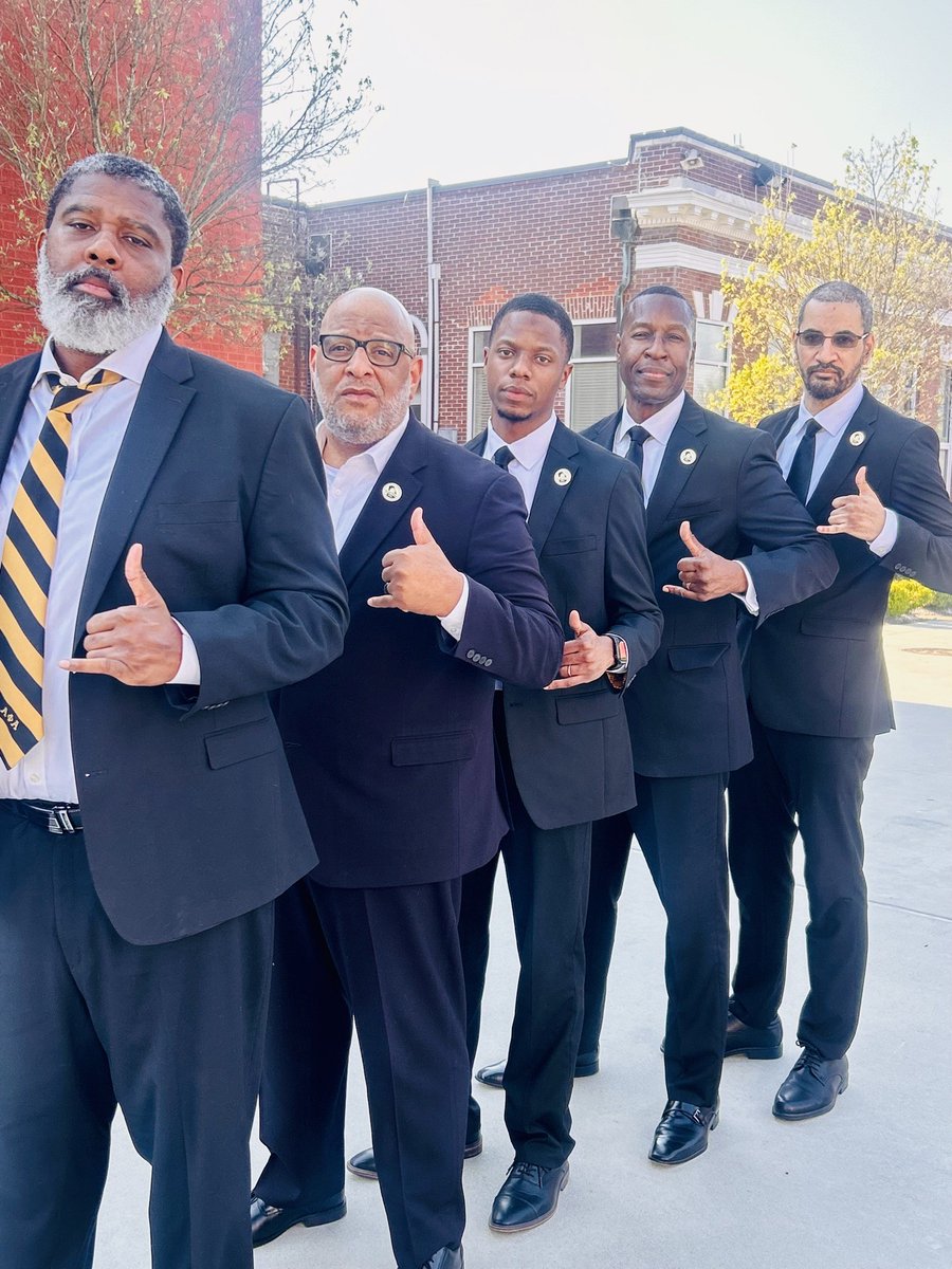 DJNawTBoy's tweet image. The Phour Pharaohs of Undying Resilience SPR 26
#TailClub #AlphaPhiAlpha #RhoPiLambda #Wildcard