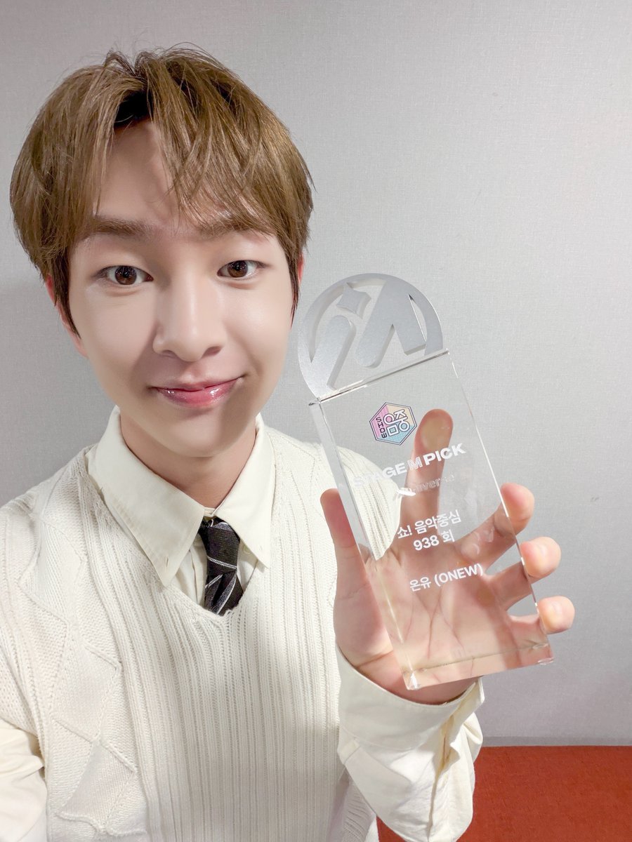 muniverse.io tweet media