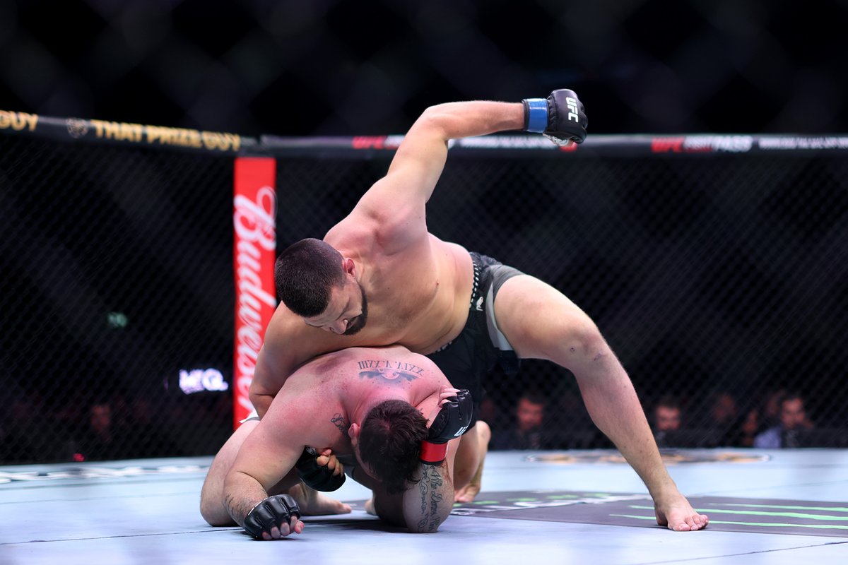 UFC_AUSNZ's tweet image. Statement made ✅🇦🇺🇳🇿

CKB's Brando Pericic wrapped things up FAST at #UFCLondon!