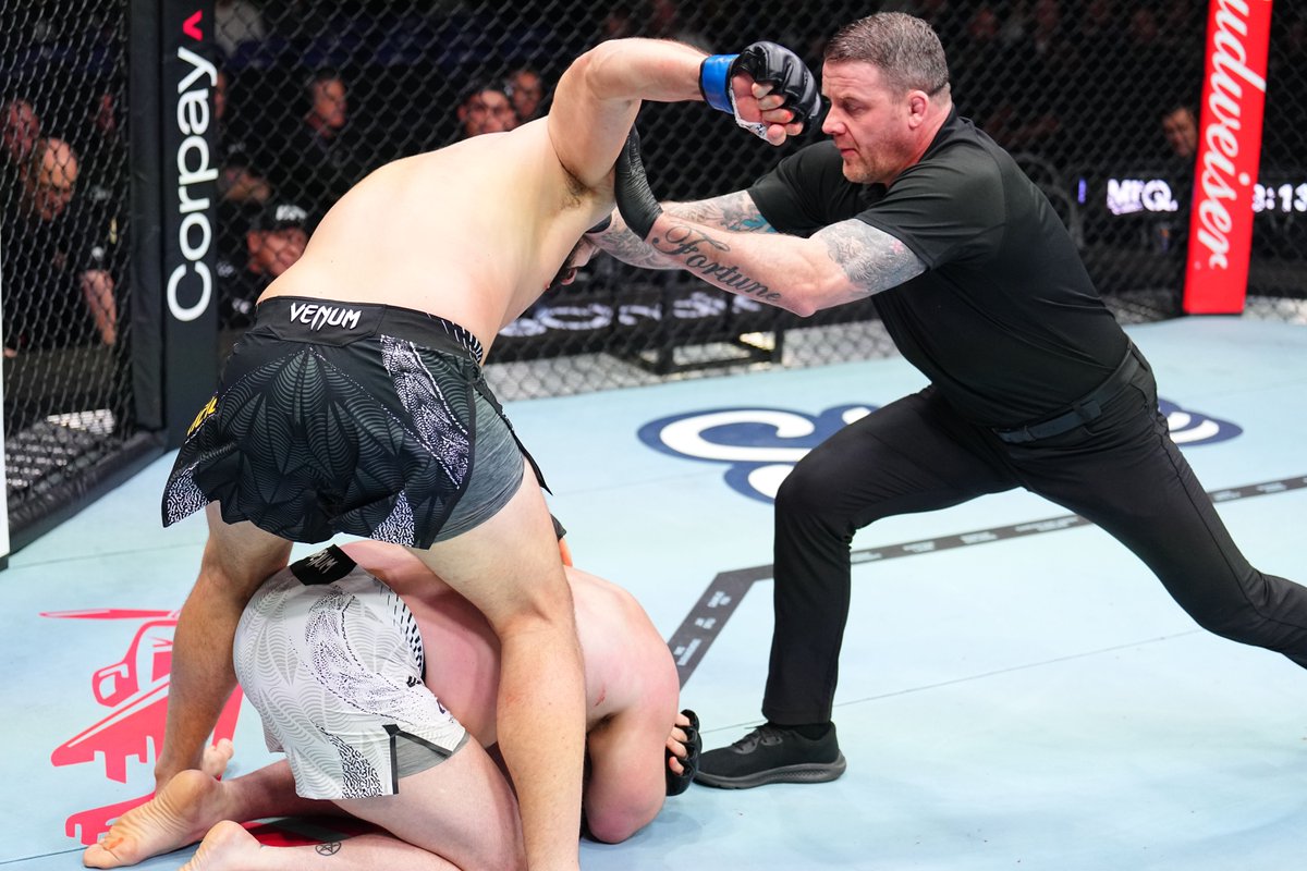 UFC_AUSNZ's tweet image. Statement made ✅🇦🇺🇳🇿

CKB's Brando Pericic wrapped things up FAST at #UFCLondon!