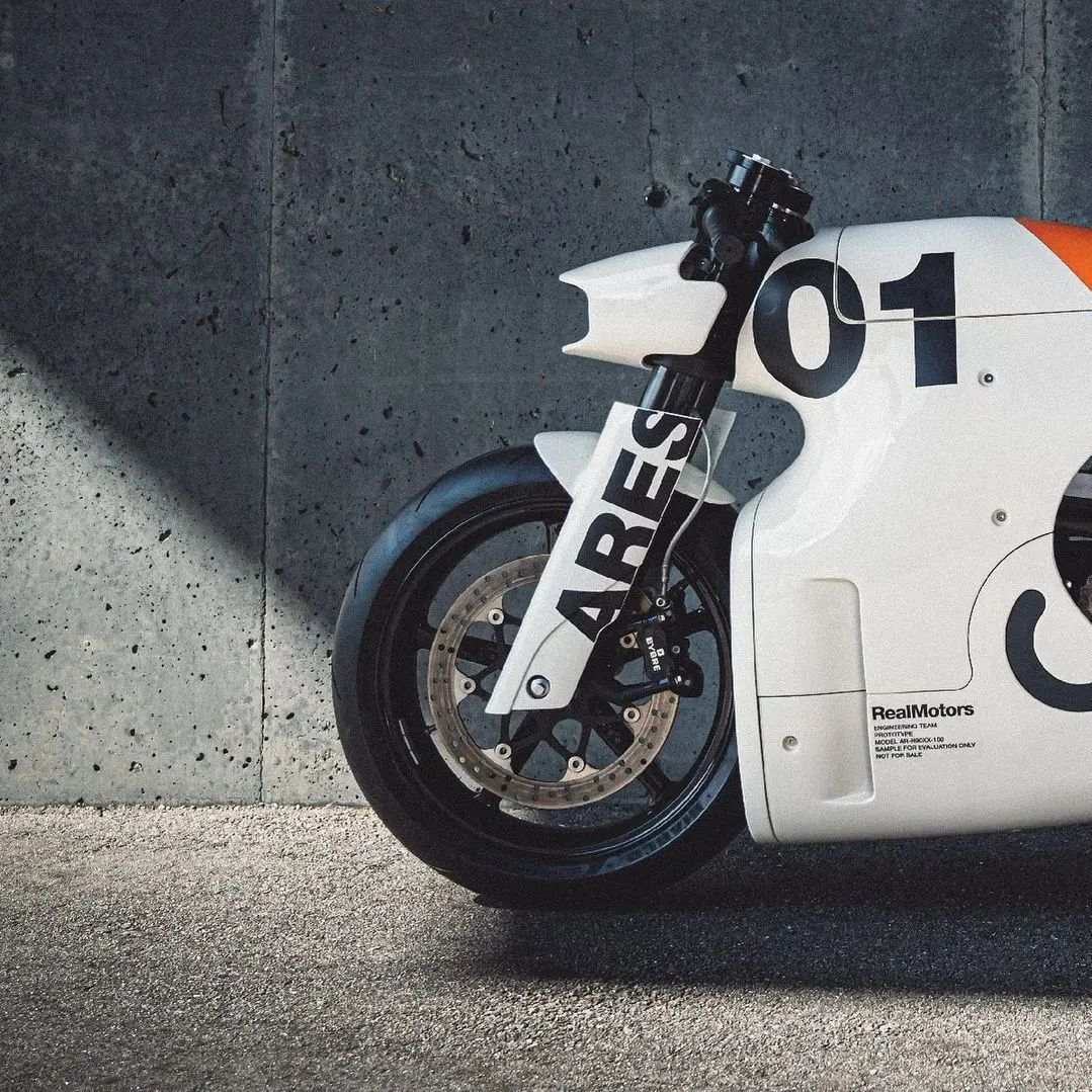 Motorcycles & More tweet media