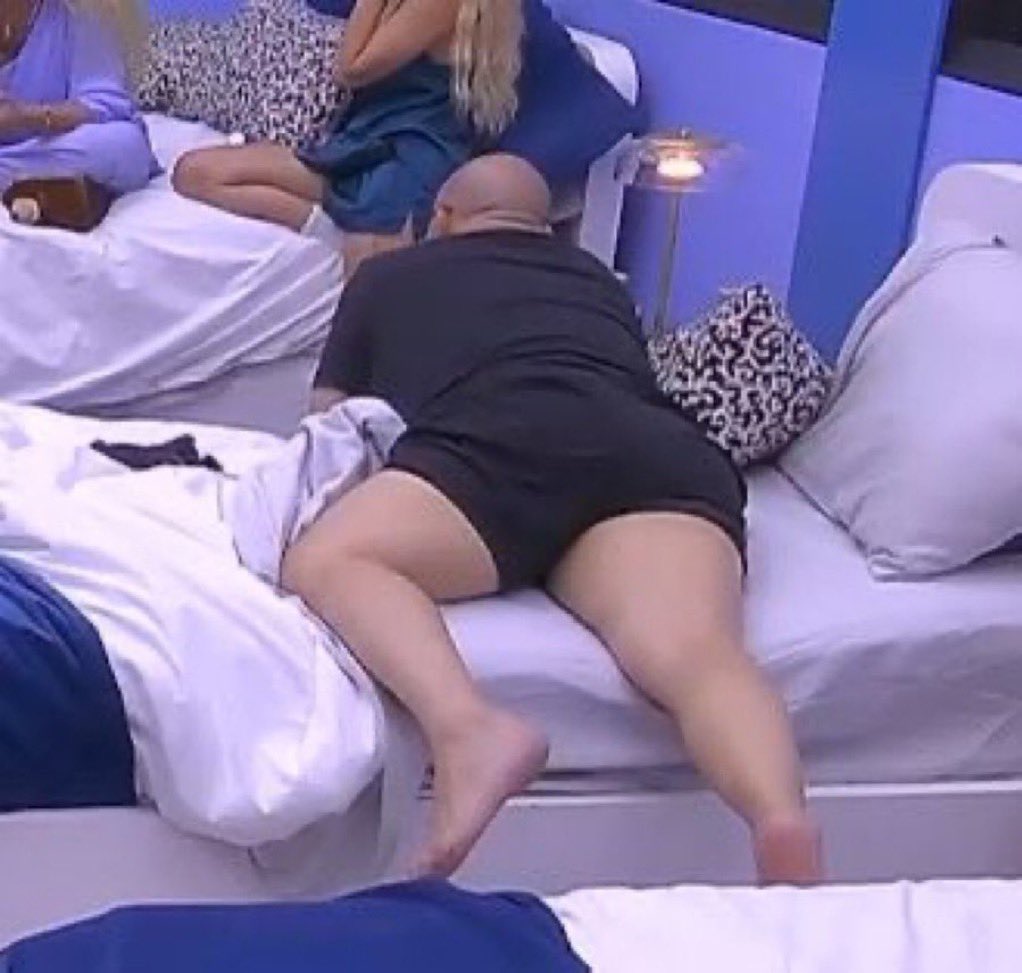 clau🩰⋆.˚ tweet media