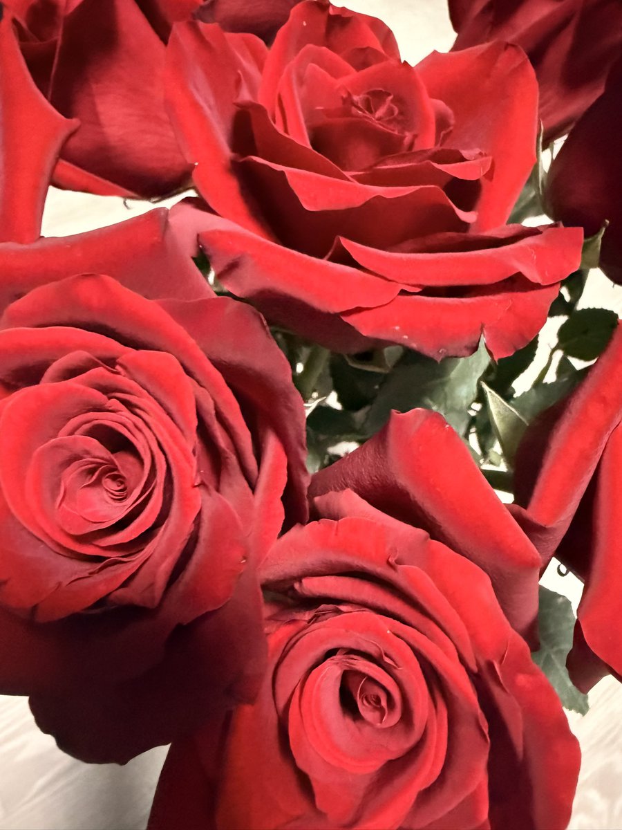 Pressuh🤍 tweet media