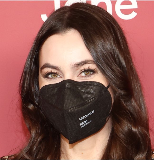 Oli London tweet media