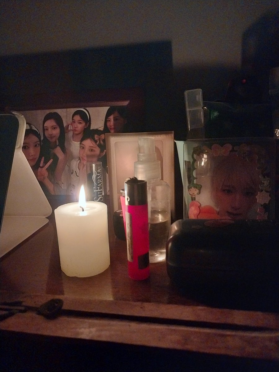 (✿◞ ◟) tweet media