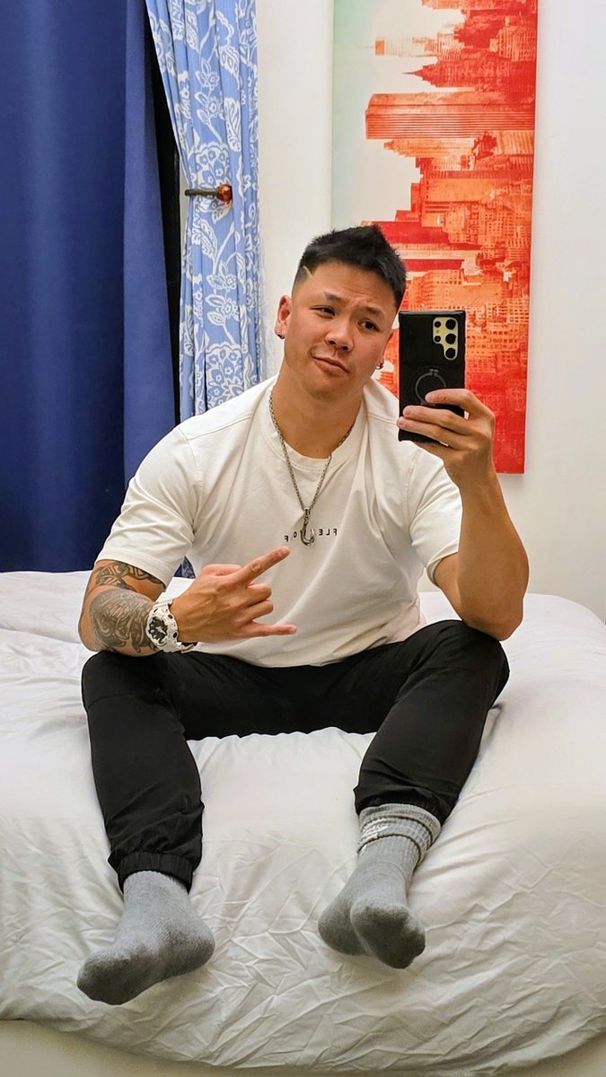 Milus K. Slinger tweet media