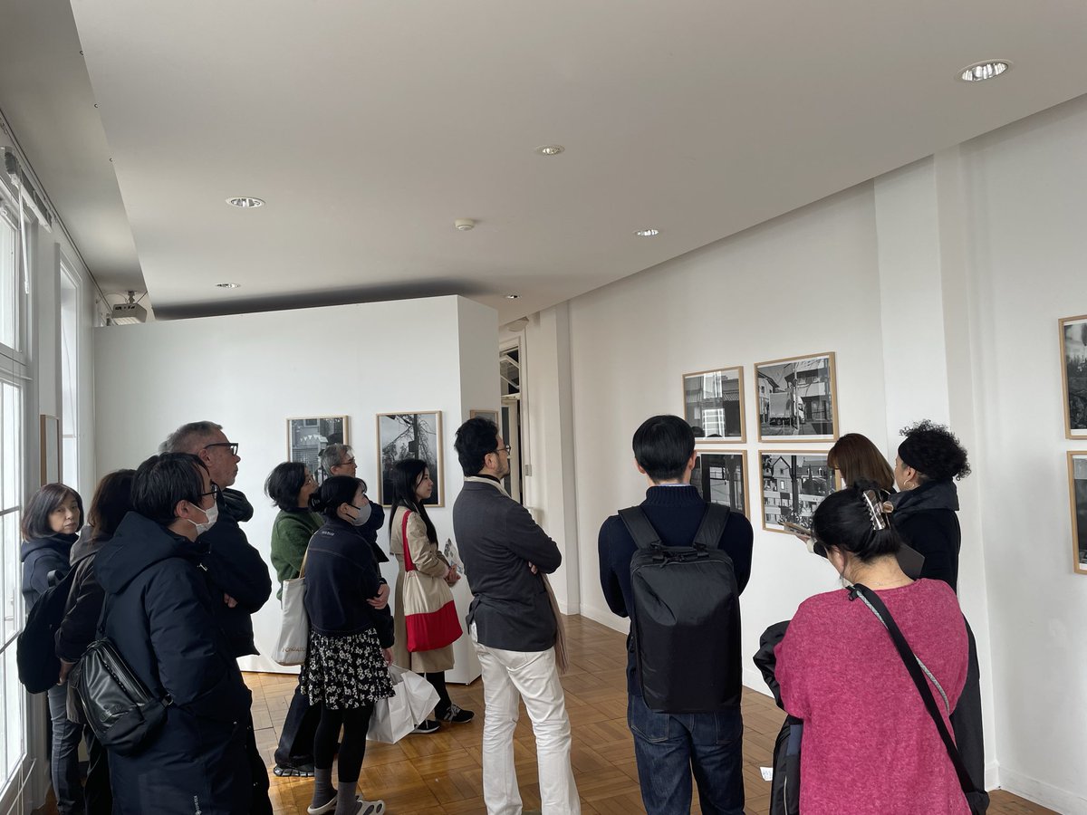 QuebecJapon's tweet photo. 昨日まで、@IFJK_ にて、ケベックと京都の写真家の展覧会、’Regards croisés’ 交差する視点-が開催されていました。セルジュ・クレマンさんはオンラインで、甲斐扶佐義さんはギャラリーでトークをしてくださいました!#フランコフォニー2026
来年は写真誕生200年の記念すべき年だそう📷🌟#fotozofio https://t.co/H8l9X281Y9