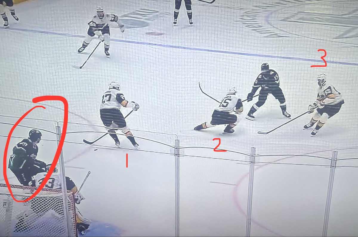 SlapShot tweet media