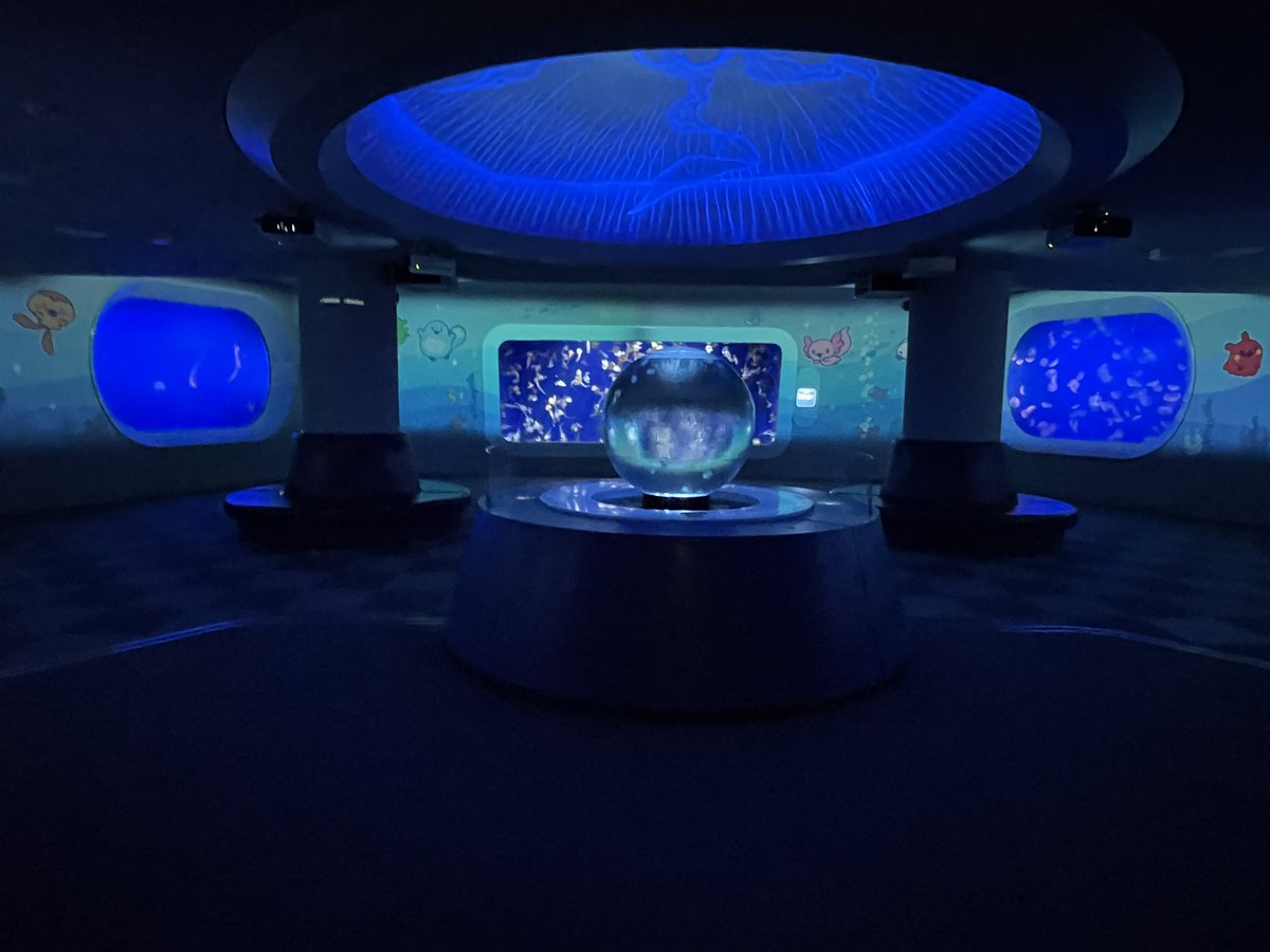 hirokimirai's tweet photo. #えのたま
水族館とたまごっちを楽しめてめっちゃ楽しかったです！
未だにちびっこ達に人気なたまごっち恐るべし、、 https://t.co/cUWrgjR86R
