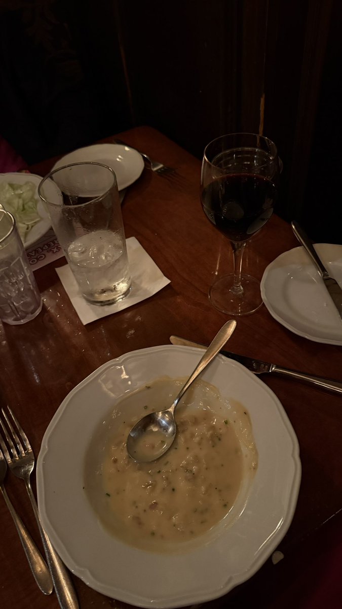 Brer_Brian's tweet photo. The soup is so good. https://t.co/5YUE044SZK