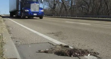 Uncle Cyrus tweet media