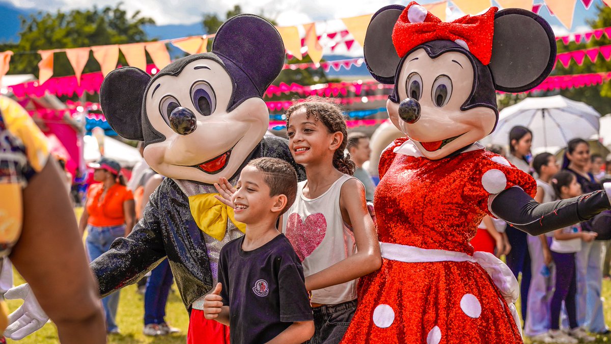 Alex Camacho Erazo tweet media