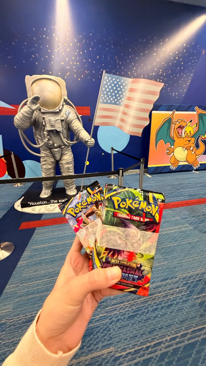 Laura Favela 🇲🇽 tweet media