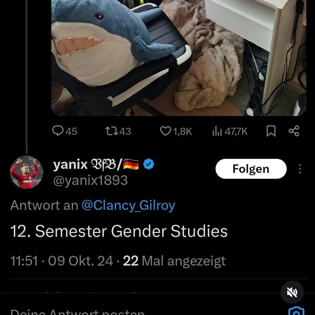 Clancy 🦖🪐☭ tweet media