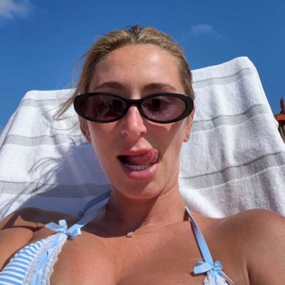 ryantucker33's tweet photo. #NewProfilePic https://t.co/rvq97wpPBW