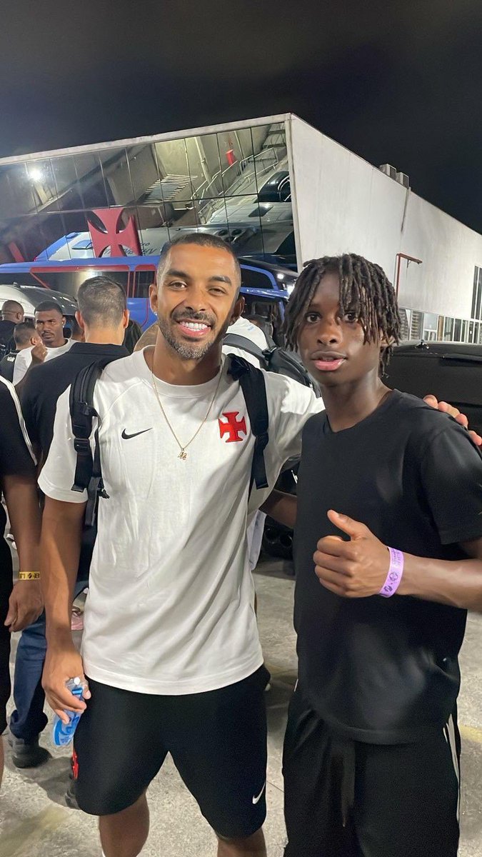 FredMoojen's tweet image. From the MSV PRO Combine… to Brazil 🇧🇷

After their first week training with Vasco da Gama, the boys got the chance to watch the first team live and meet top professionals.

This is what real opportunities look like.

#MSV #MSVPro #DreamBig #Pathway #Brazil