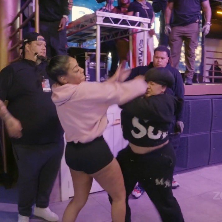 𝐁𝐢𝐠𝐛𝐚𝐫𝐛𝐢𝐞 𝐬𝐡𝐢* tweet media