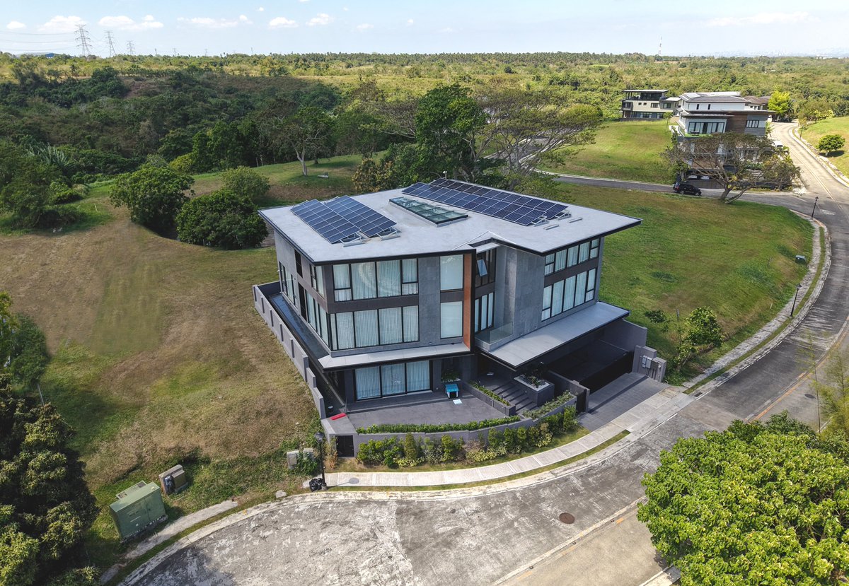 24 kWp grid tied solar panel installation completed for a residential property in Ayala Westgrove, Silang Cavite.

📩 Send us a message here
📞0917 879 6037
📧sales@solaren-power.com
🌐solaren-power.com
#SolarPhilippines #SolarPanels #SolarInstallation