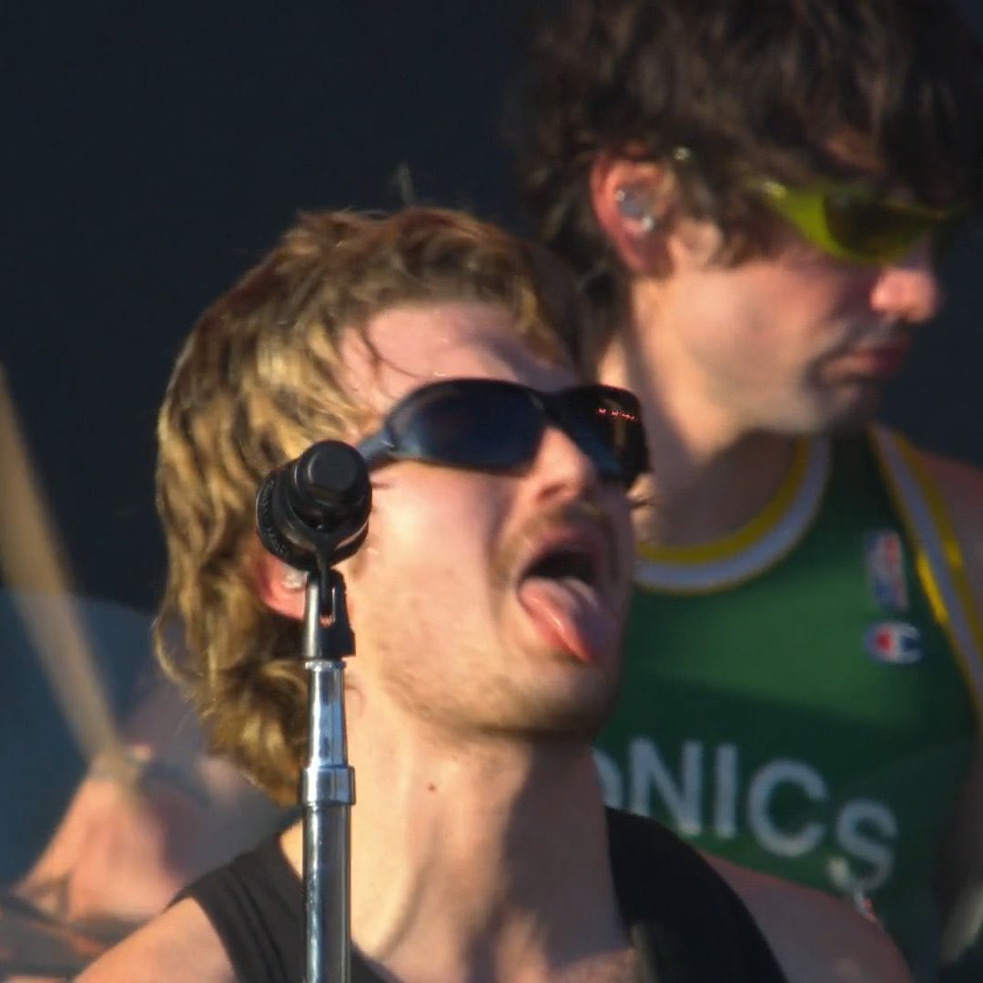 ellie ˖ ࣪ 𖥔 ࣪ ˖ ་ ᳝ tweet media