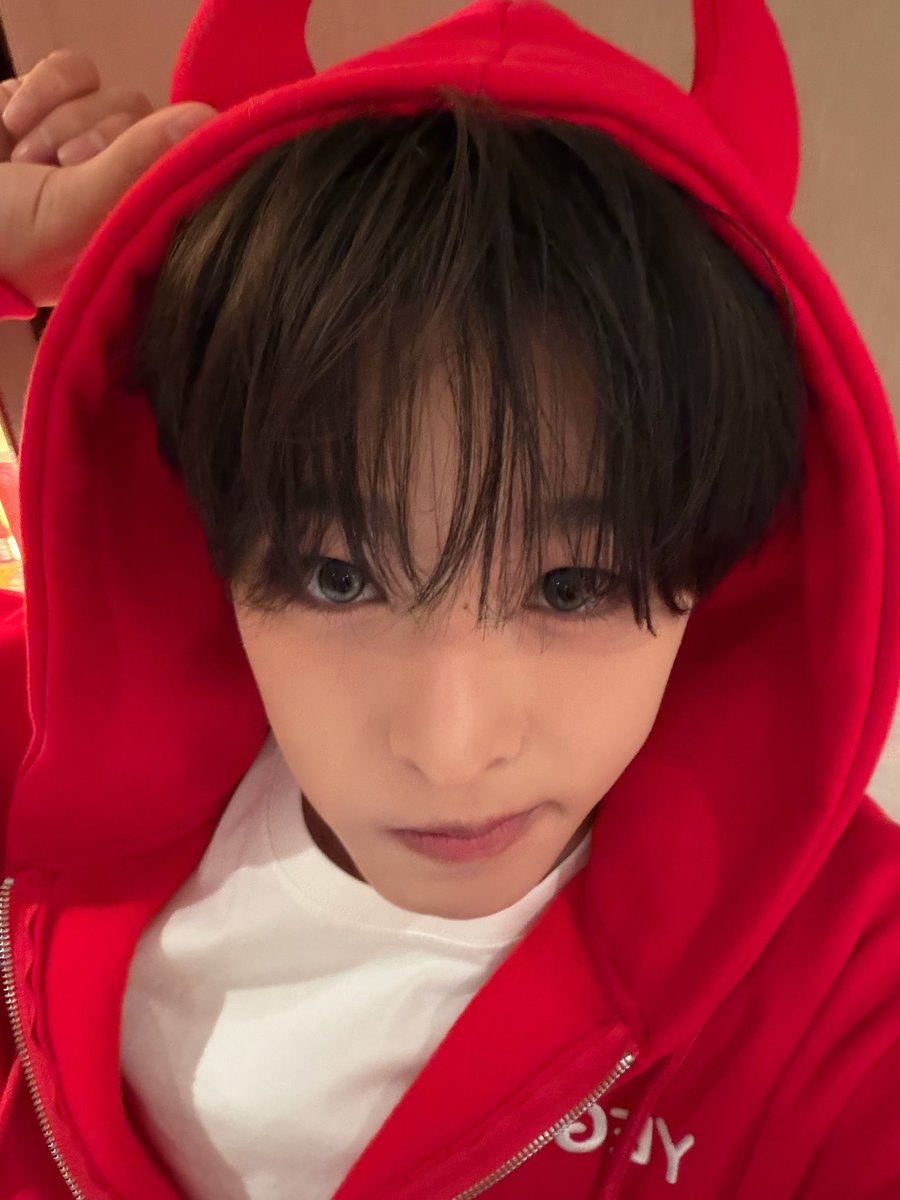 빵이... tweet media