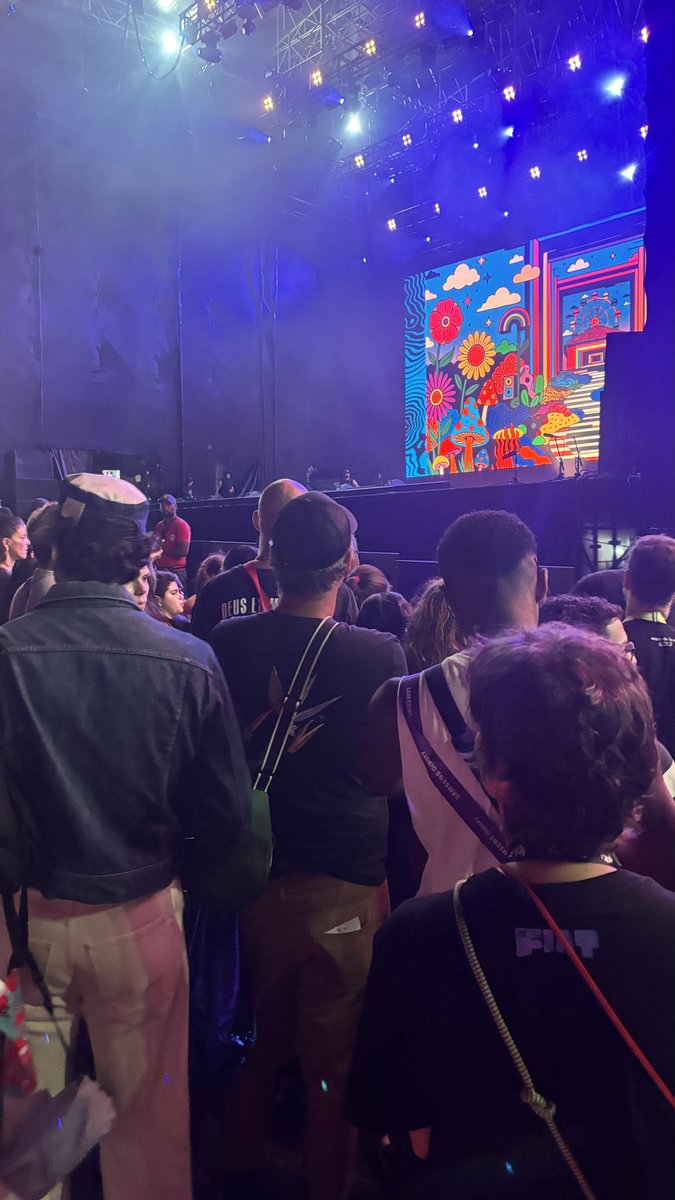 daily sophia tweet media