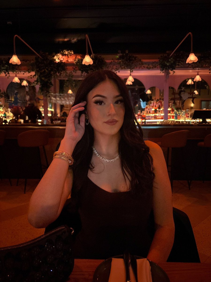 ♕ princess emilia ♕ tweet media