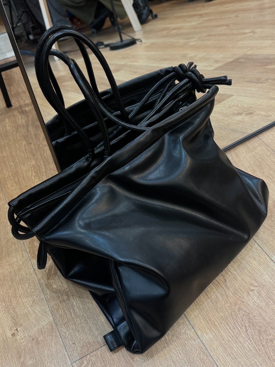 CaminoTV's tweet image. le sac olend folded bag 🖤🖤

chck.me/Fp36