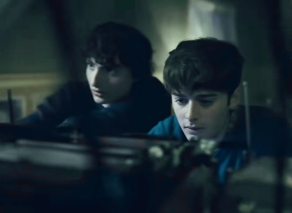 mike wheeler shady facts ✧˖°. tweet media