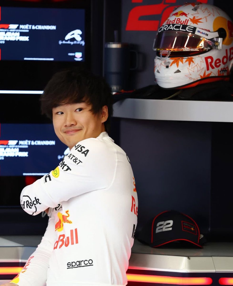 Ten ⋆˚꩜｡ tweet media